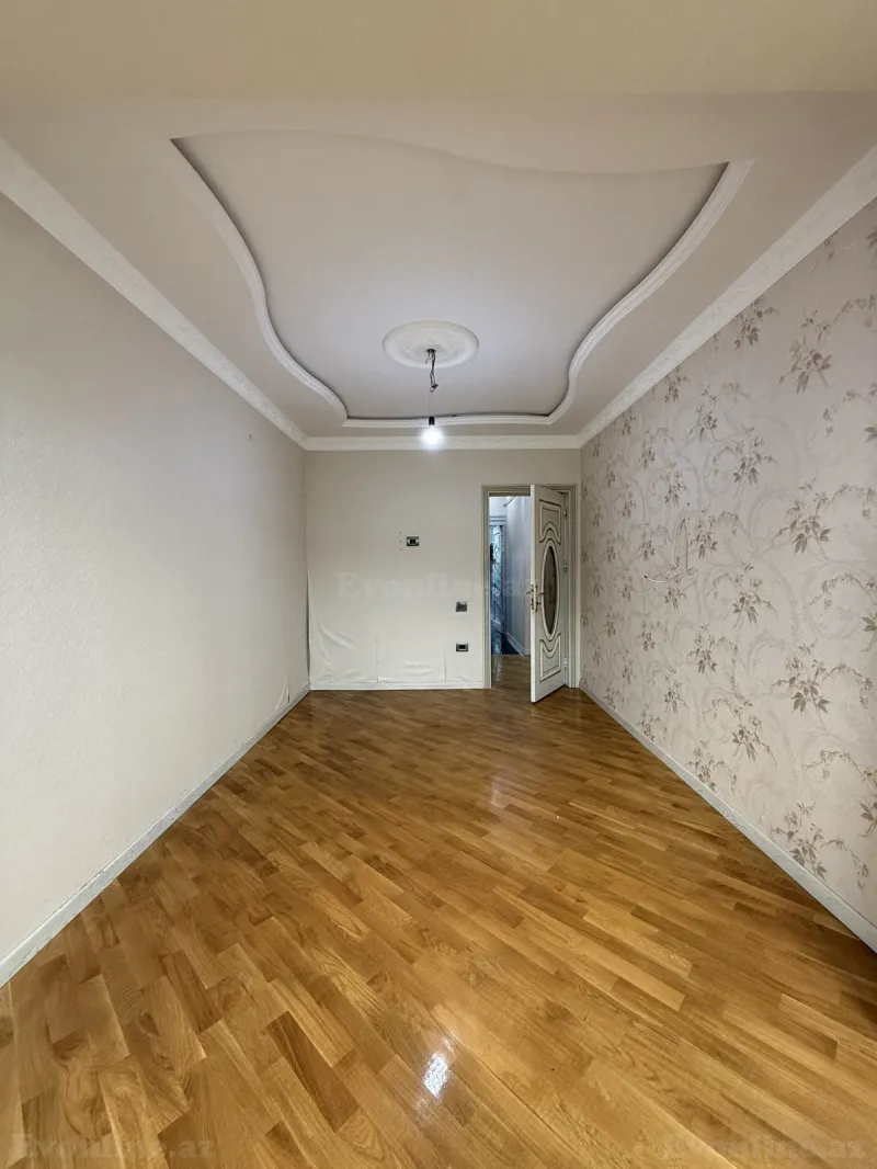 Satılır 3 otaqlı Mənzil Köhnə tikili 85 m² Bakı, Nizami r., Xalqlar Dostluğu m., 8-ci kilometr — Mənzil, Bakı (7)