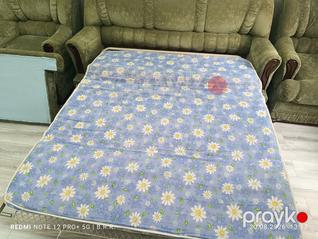 Yaşıl rəngli yumşaq mebel dəsti - Tərkibi: 3 yerlik divan + 2 ədəd — Yumşaq mobilya dəstləri, Mingəçevir (10)