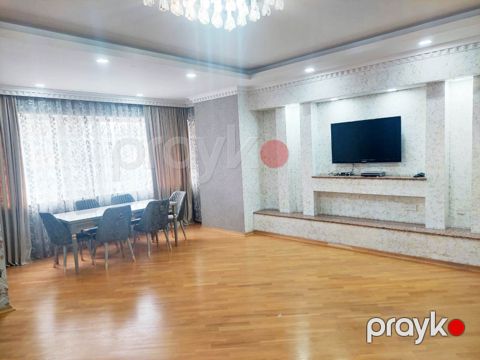 Satılır 3 otaqlı yeni tikili 150 m² — Bakı