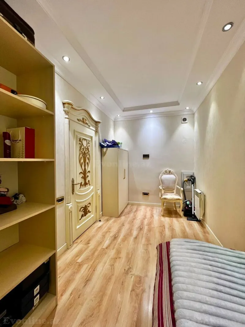 Satılır 5 otaqlı Mənzil Yeni tikili 263 m² Bakı, Xətai r., Əhmədli m., Əhmədli — Mənzil, Bakı (6)
