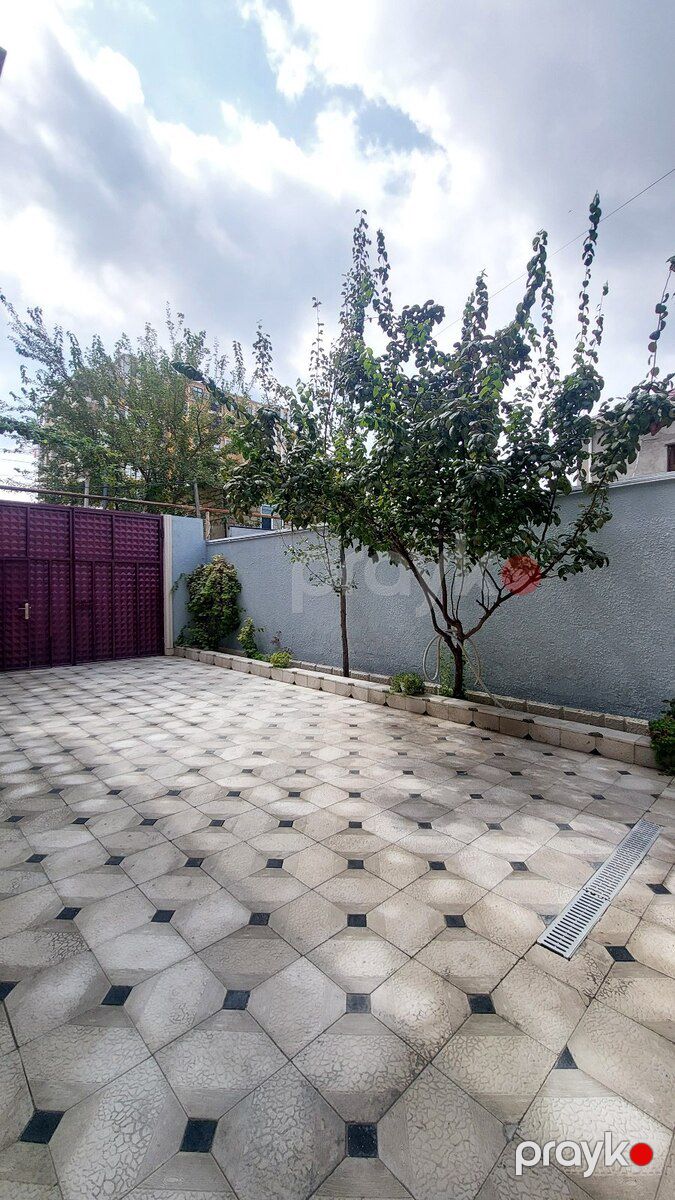 Həyət evi, Əliağa Vahid küç — Ev, villa, Bakı (4)