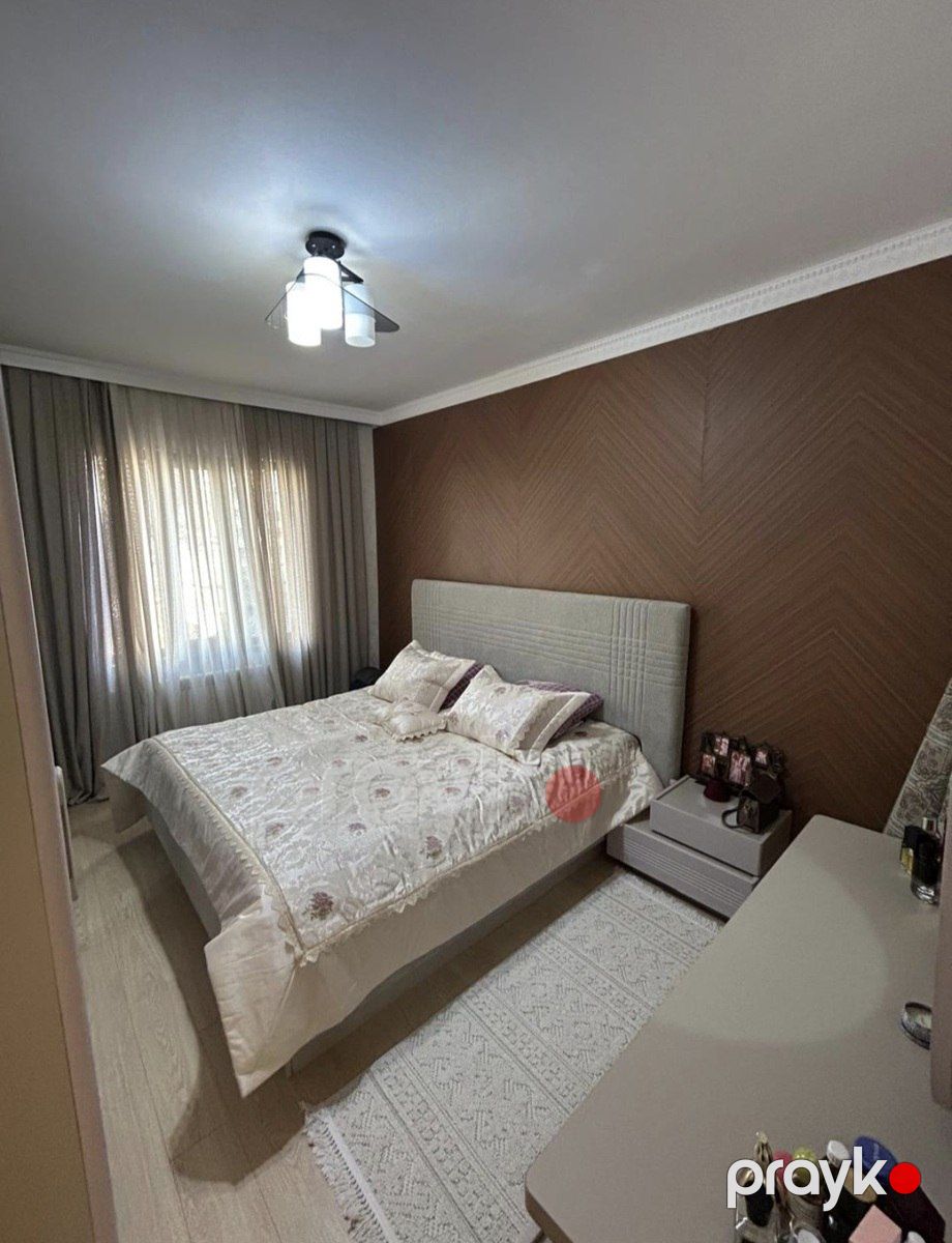 Satılır 4 otaqlı köhnə tikili 110 m² — Mənzil, Bakı (2)