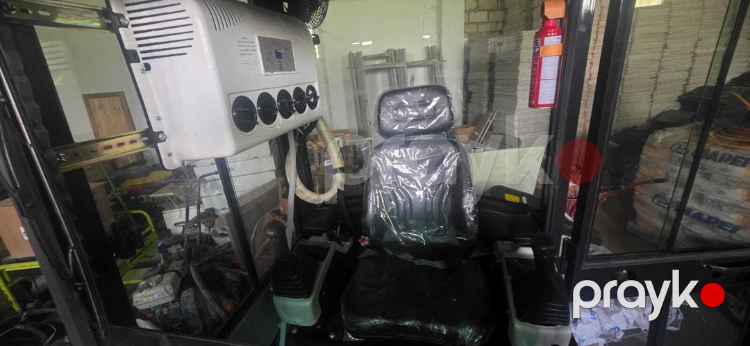 Mini ekskavator İnfront, 2025 il — İnşaat texnikası, Bakı (5)