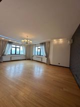 Satılır 4 otaqlı yeni tikili 180 m² — Etibar Bey — Mənzil