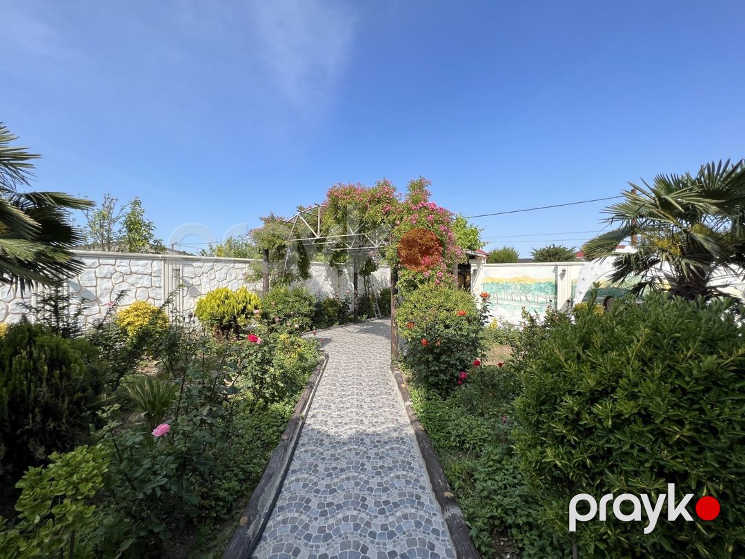 Satılır 4 otaqlı həyət evi/bağ evi 200 m² — Ev, villa, Bakı (2)