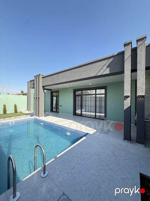 Satılır 4 otaqlı həyət evi/bağ evi 175 m² — Bakı