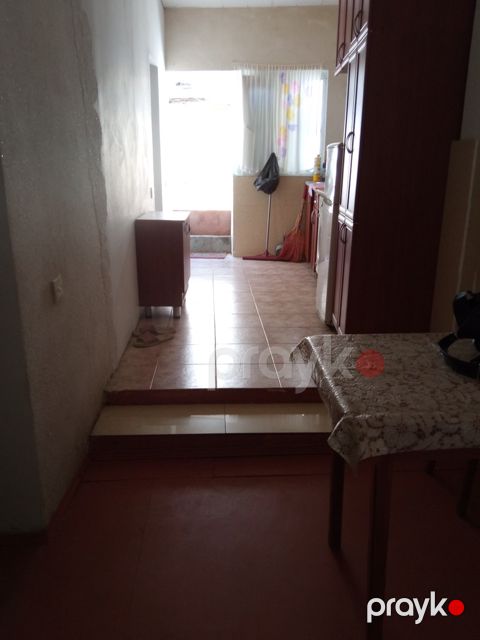 İcarəyə verilir 3 otaqlı köhnə tikili 60 m² — Bakı