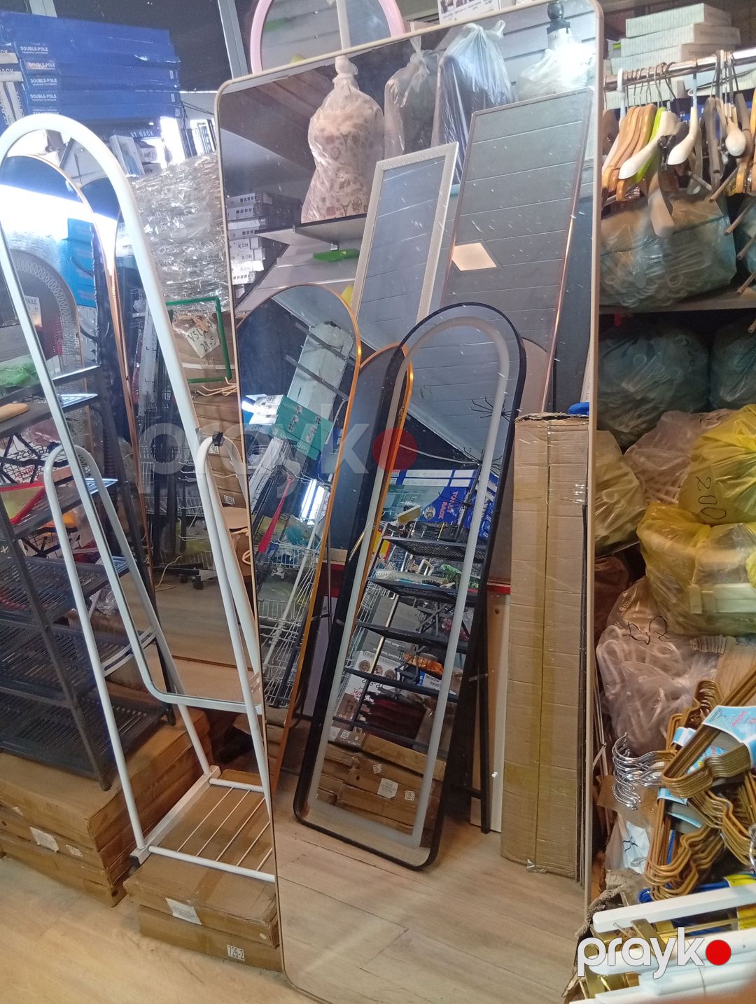 Qara çərçivəli böyük ayna — Aynalar, Bakı (8)