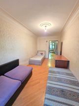 İcarəyə verilir 3 otaqlı köhnə tikili 70 m² — Elşən bəy — Apartment