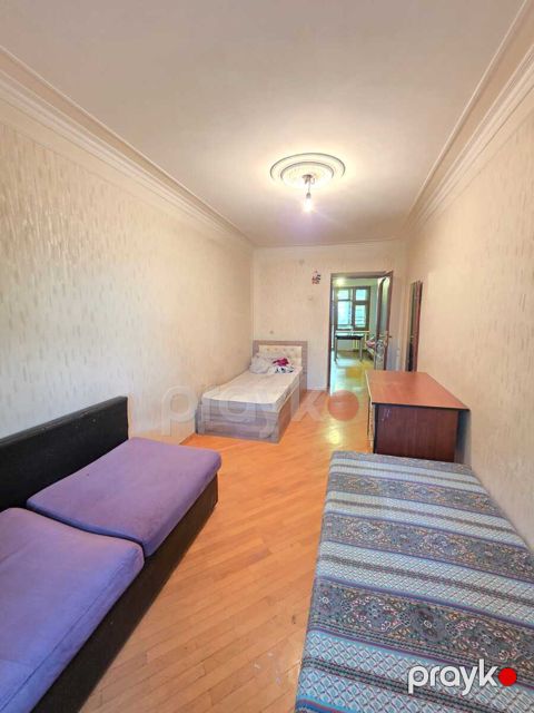 İcarəyə verilir 3 otaqlı köhnə tikili 70 m²