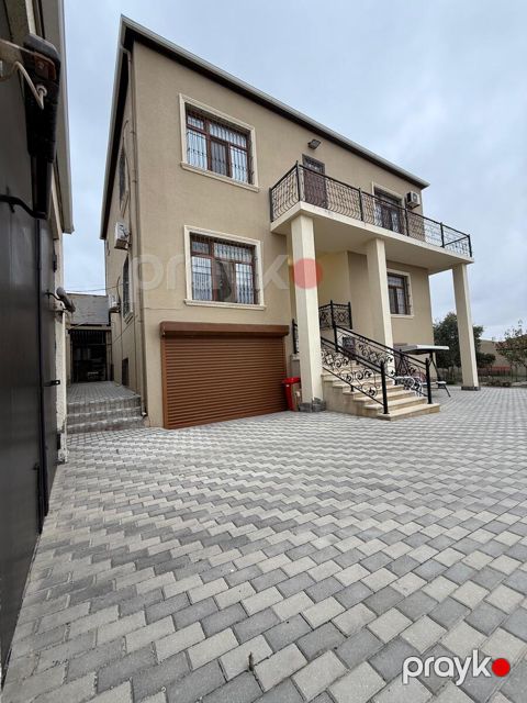 Satılır 5 otaqlı həyət evi/bağ evi 450 m² — Bakı
