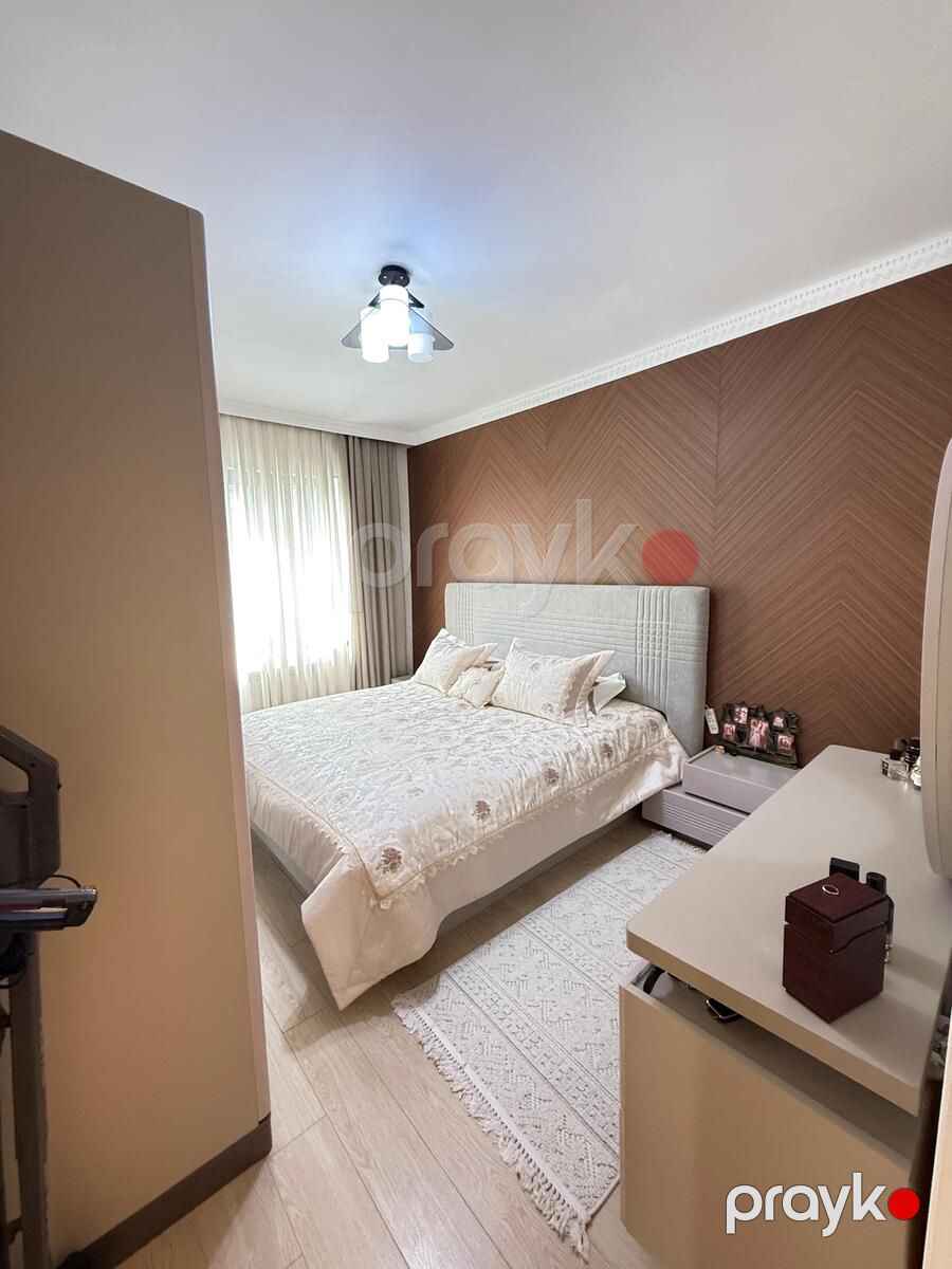 Satılır 4 otaqlı köhnə tikili 110 m² — Mənzil, Bakı (9)