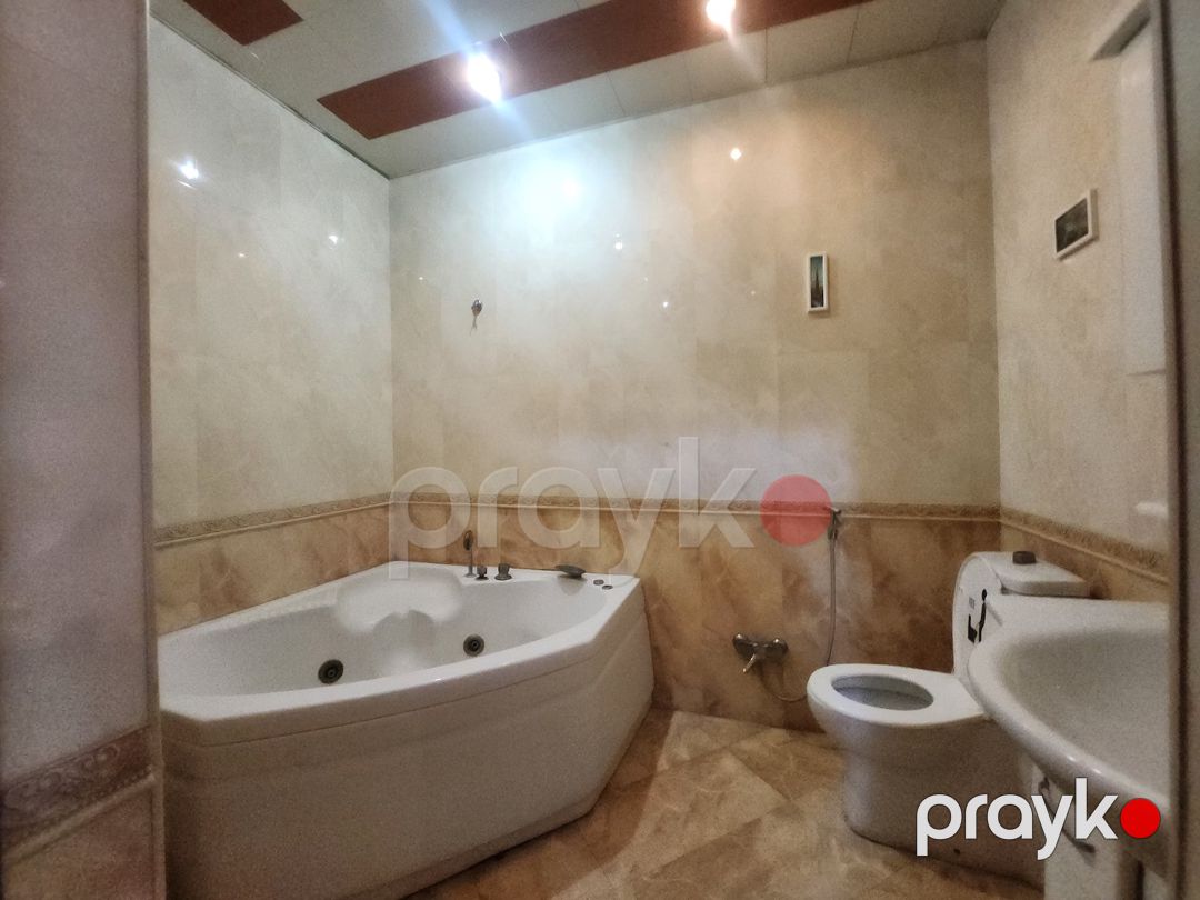 İcarəyə verilir 6 otaqlı yeni tikili 200 m² — Mənzil, Bakı (9)