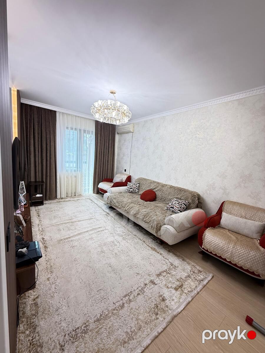 Satılır 4 otaqlı köhnə tikili 110 m² — Mənzil, Bakı (5)