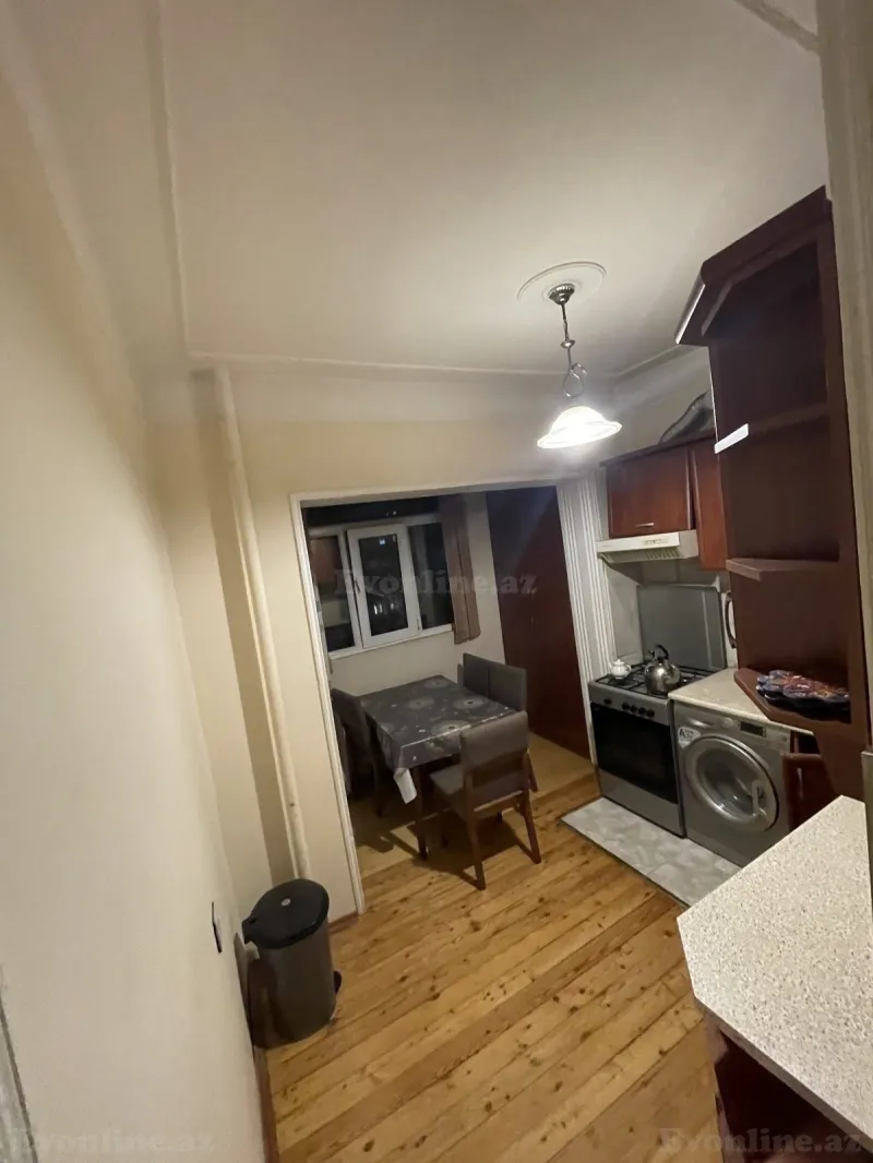 Kirayə verilir 2 otaqlı Mənzil Köhnə tikili 72 m² Bakı, Binəqədi r., Azadlıq prospekti m., 6-cı mikrorayon — Mənzil, Bakı (2)