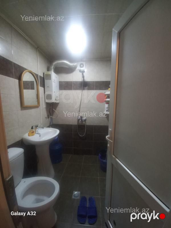Satılır 2 otaqlı Bina evi menzil (Köhnə tikili), 45 m², 3-cü mikrorayon — Mənzil, Sumqayıt (8)