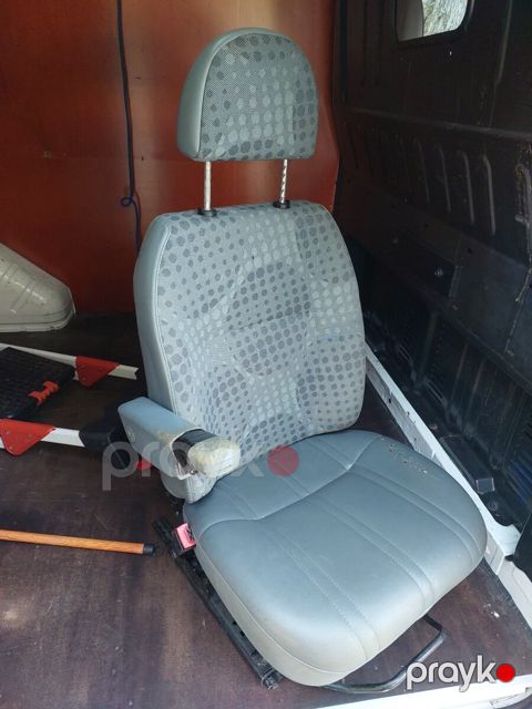 Ford Transit oturacağı — Bakı