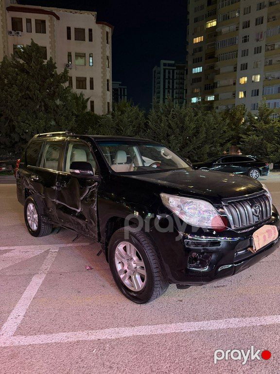 Toyota Land Cruiser Prado, 4.0 L, 2011 il, 127 000 km — Avtomobillər, Bakı (2)