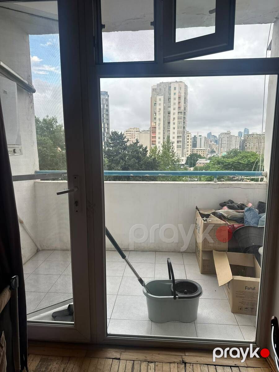Satılır 3 otaqlı köhnə tikili 70 m² — Mənzil, Bakı (8)