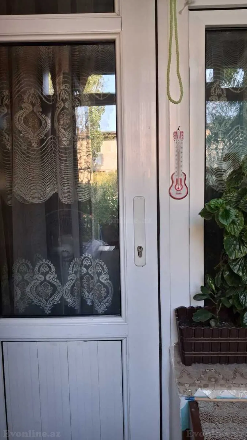 Satılır 2 otaqlı Mənzil Köhnə tikili 403 m² Bakı, Yasamal r., İnşaatçılar m., Yeni Yasamal — Mənzil, Bakı (7)
