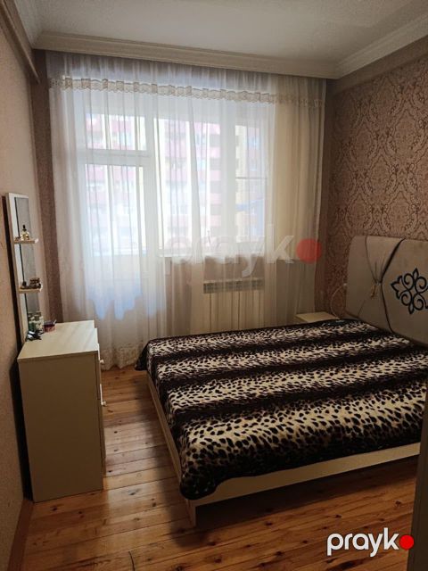 Satılır 2 otaqlı yeni tikili 73 m²