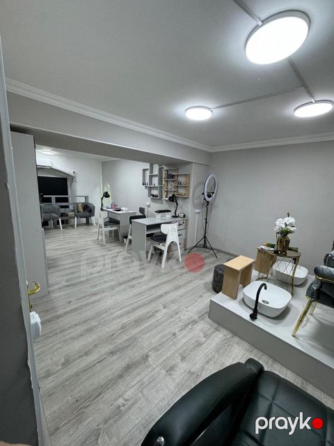 Satılır obyekt 75 m² — Bakı