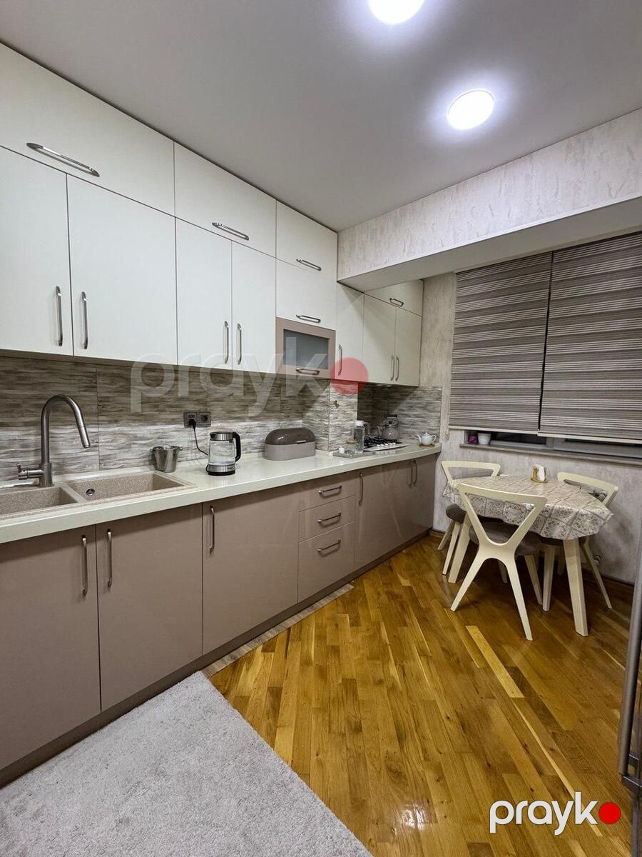 Satılır 3 otaqlı köhnə tikili 100 m² — Mənzil, Bakı (10)