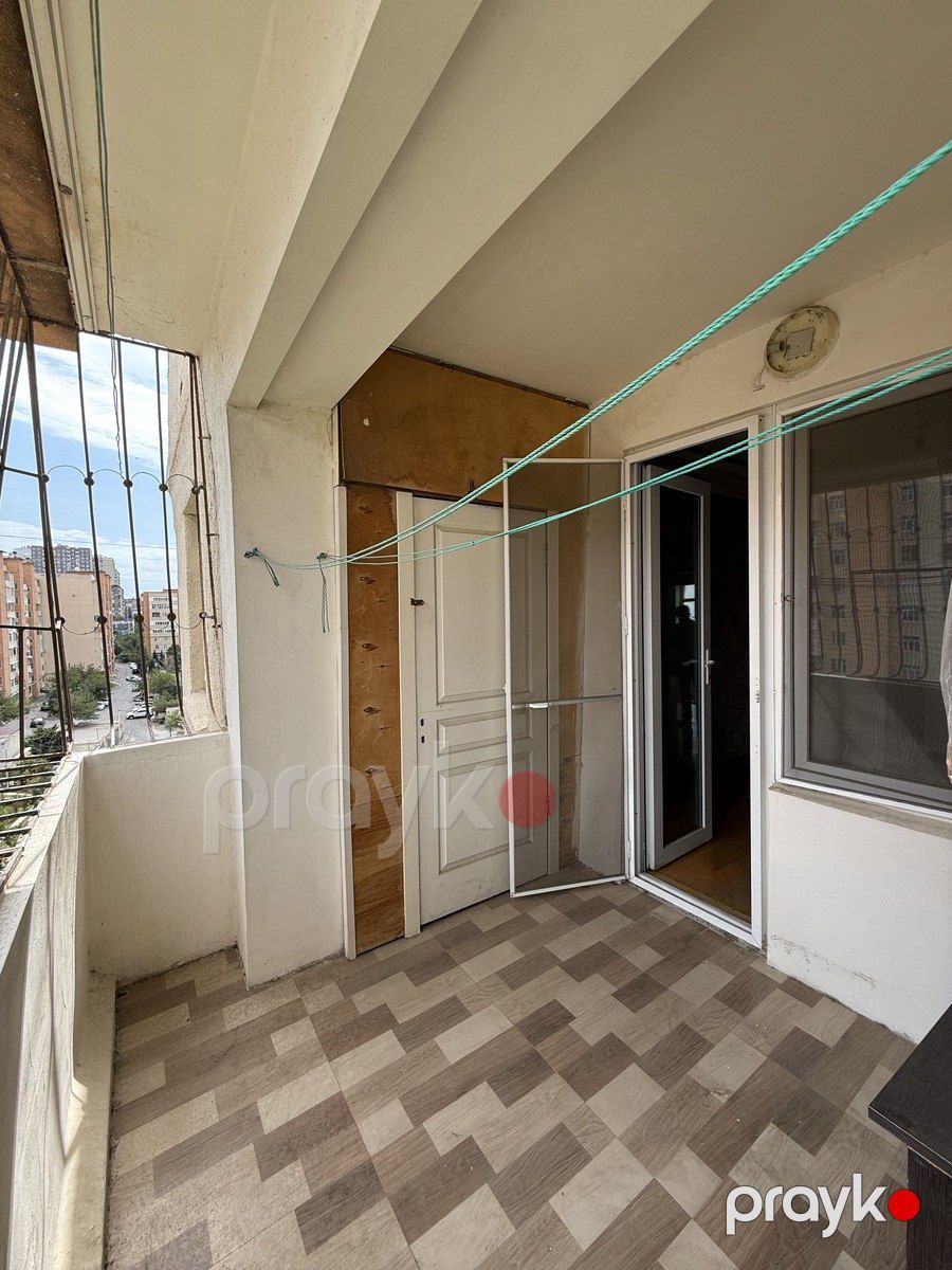 Satılır 5 otaqlı köhnə tikili 110 m² — Mənzil, Bakı (8)