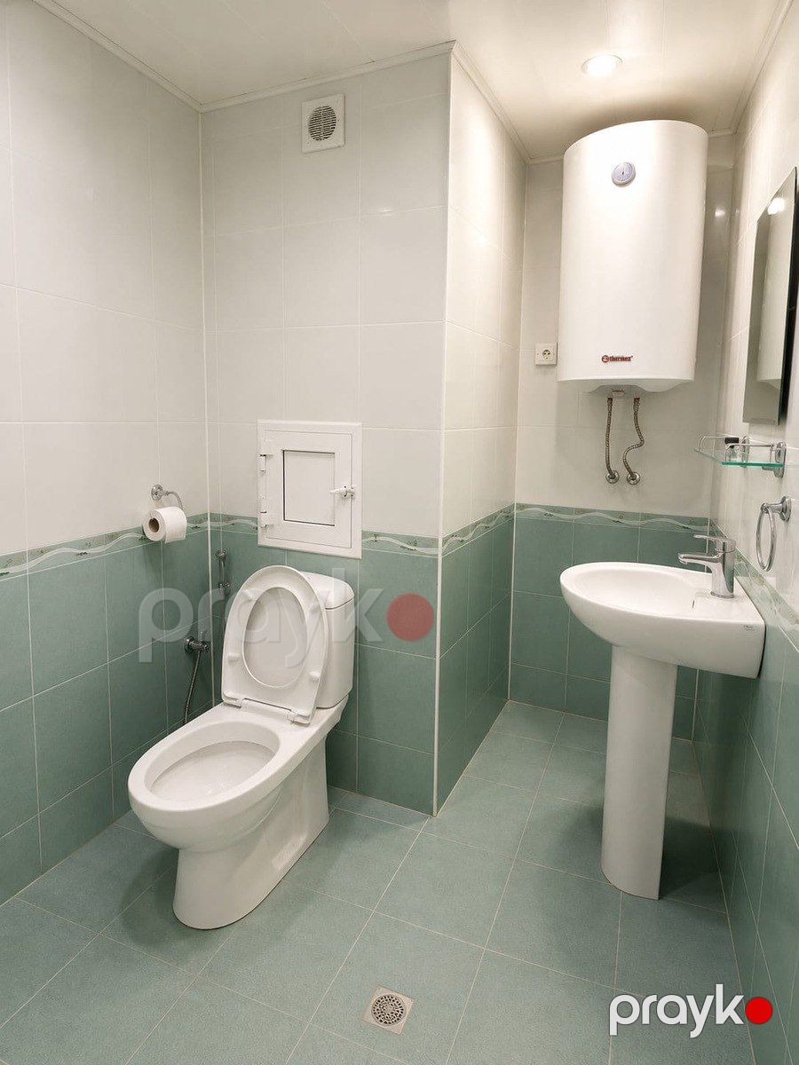 Satılır 2 otaqlı köhnə tikili 65 m² — Mənzil, Bakı (7)