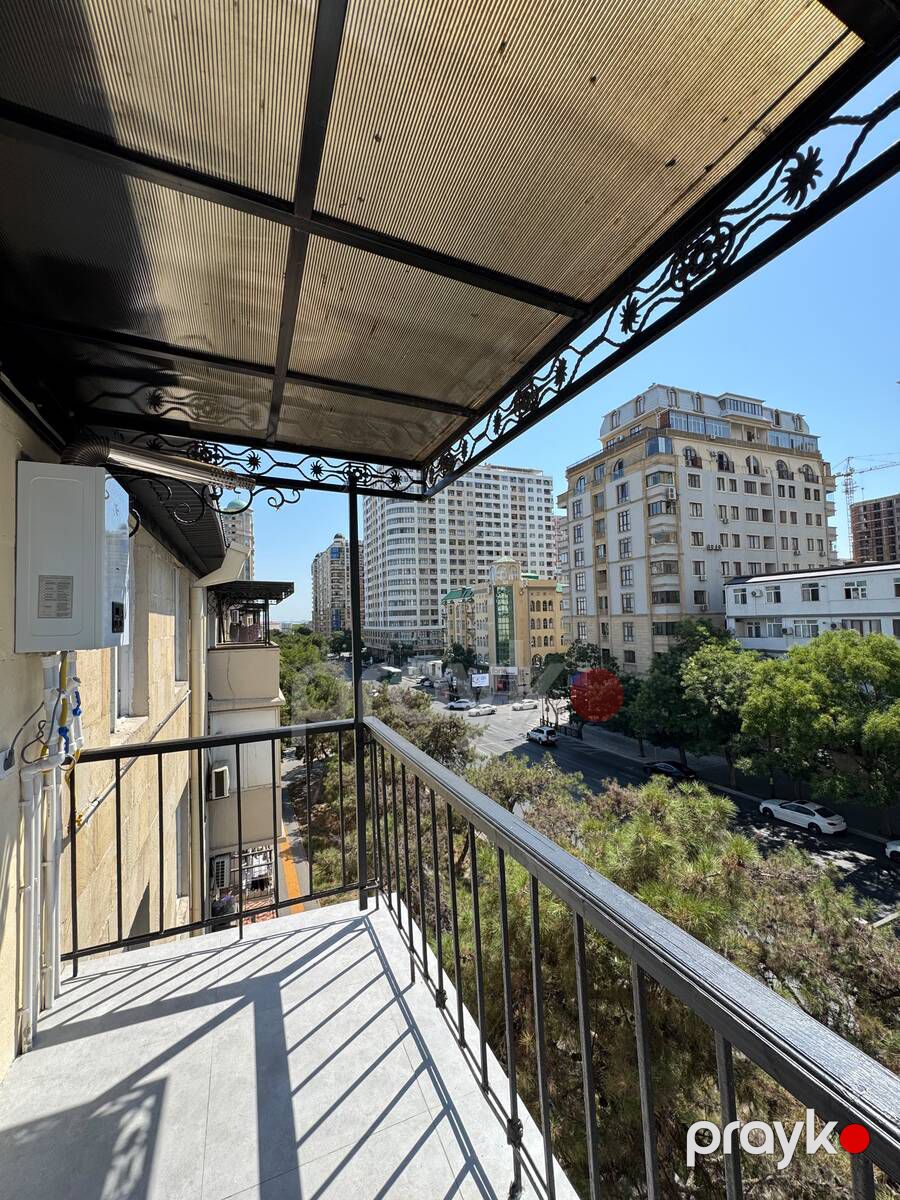 Satılır 2 otaqlı köhnə tikili 45 m² — Mənzil, Bakı (9)