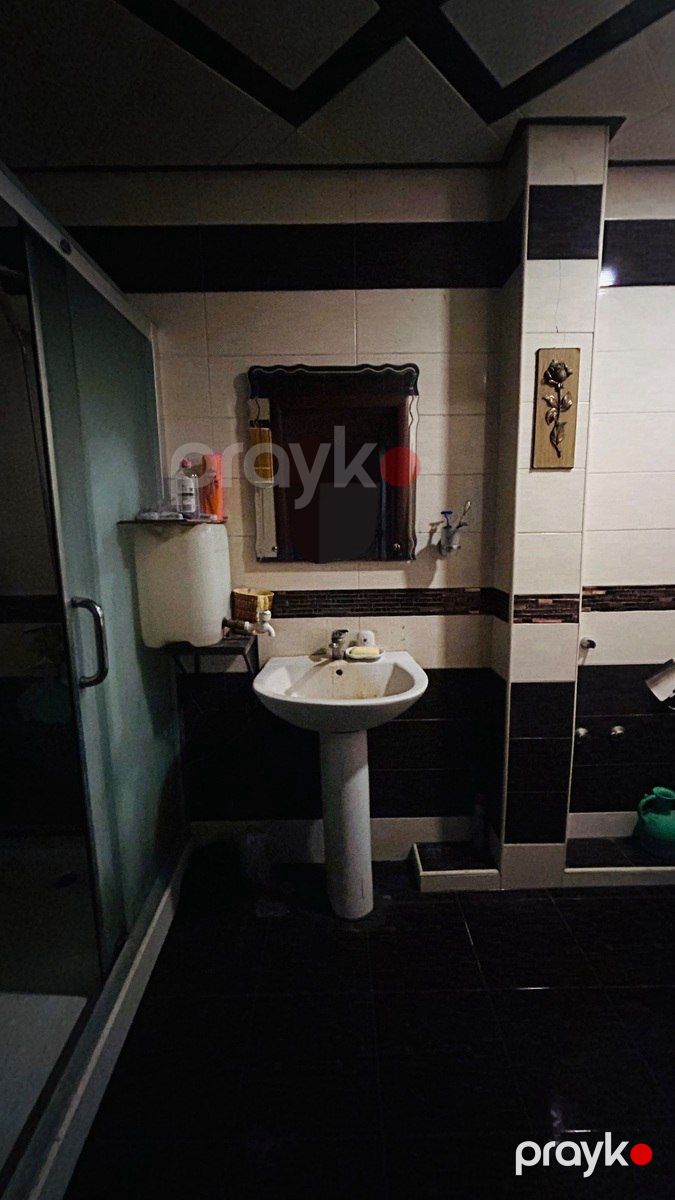 Satılır 2 otaqlı köhnə tikili 65 m² — Mənzil, Bakı (12)