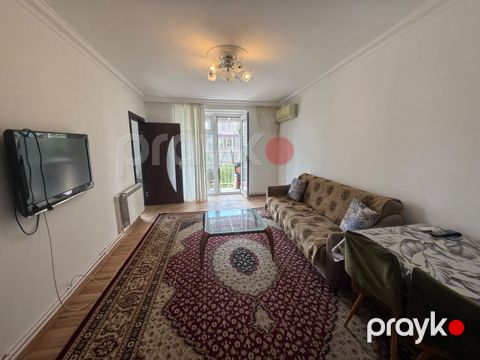 İcarəyə verilir 3 otaqlı köhnə tikili 65 m²