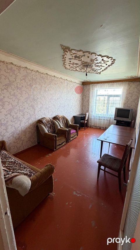 Satılır 2 otaqlı köhnə tikili 60 m²