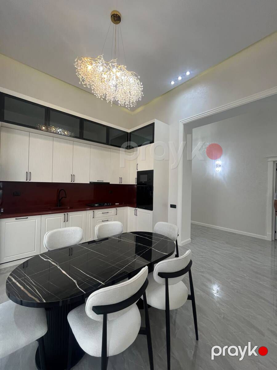 Satılır 5 otaqlı həyət evi/bağ evi 255 m² — Ev, villa, Bakı (9)