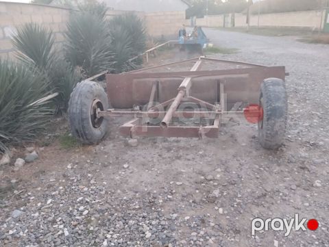 İkioxlu traktor qoşqu bazası / karkas - Güclü metal konstruksiya — Zərdab