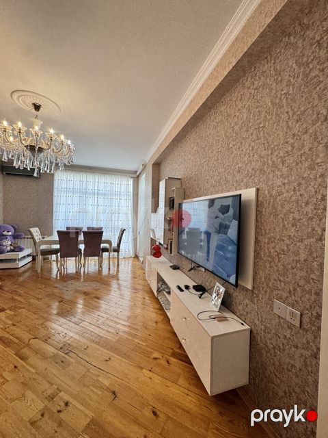 Satılır 2 otaqlı yeni tikili 82 m²