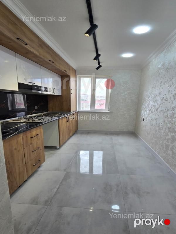 Satılır 3 otaqlı Bina evi menzil (Köhnə tikili), 68 m², 10-cu mikrorayon — Mənzil, Sumqayıt (4)