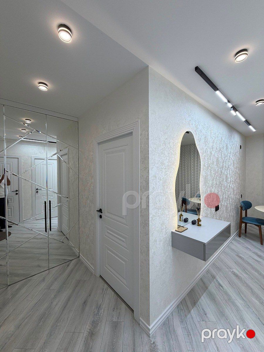 Satılır 2 otaqlı köhnə tikili 65 m² — Mənzil, Bakı (9)