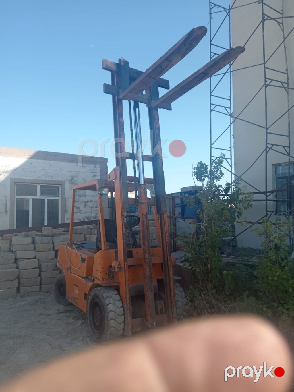 Yükgötürən (forklift) – narıncı rəngli, dizel mühərrikli — Forkliftlər, Goranboy (2)