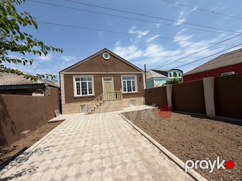 Həyət evi, Xocəsən qəs — Bakı
