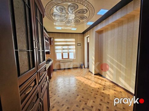 3-otaqlı yeni tikili, Məhəmməd Xiyabani küç., 127 m²