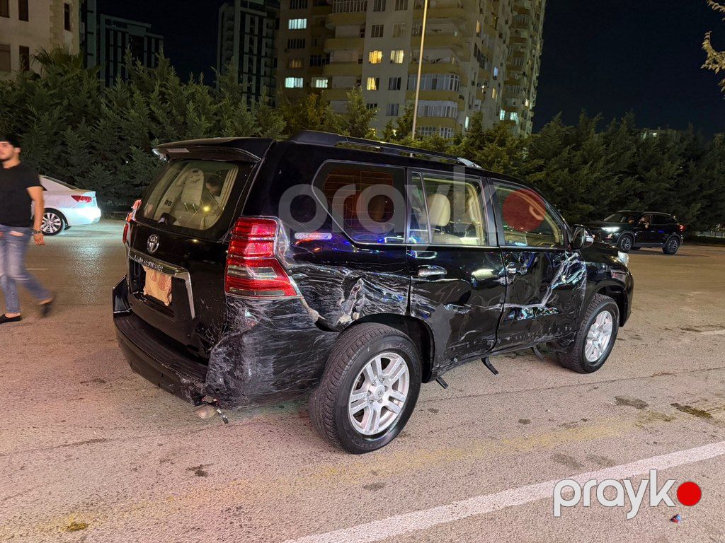 Toyota Land Cruiser Prado, 4.0 L, 2011 il, 127 000 km — Avtomobillər, Bakı (7)