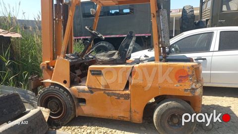 Yükgötürən (forklift) – narıncı rəngli, dizel mühərrikli — Goranboy