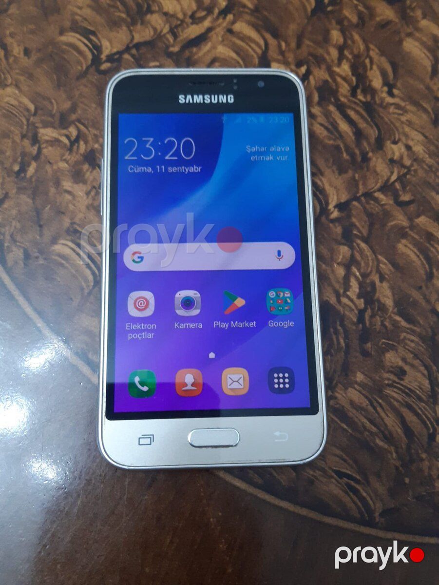 Samsung Galaxy J1 White 4GB — Smartfonlar, Bakı (2)