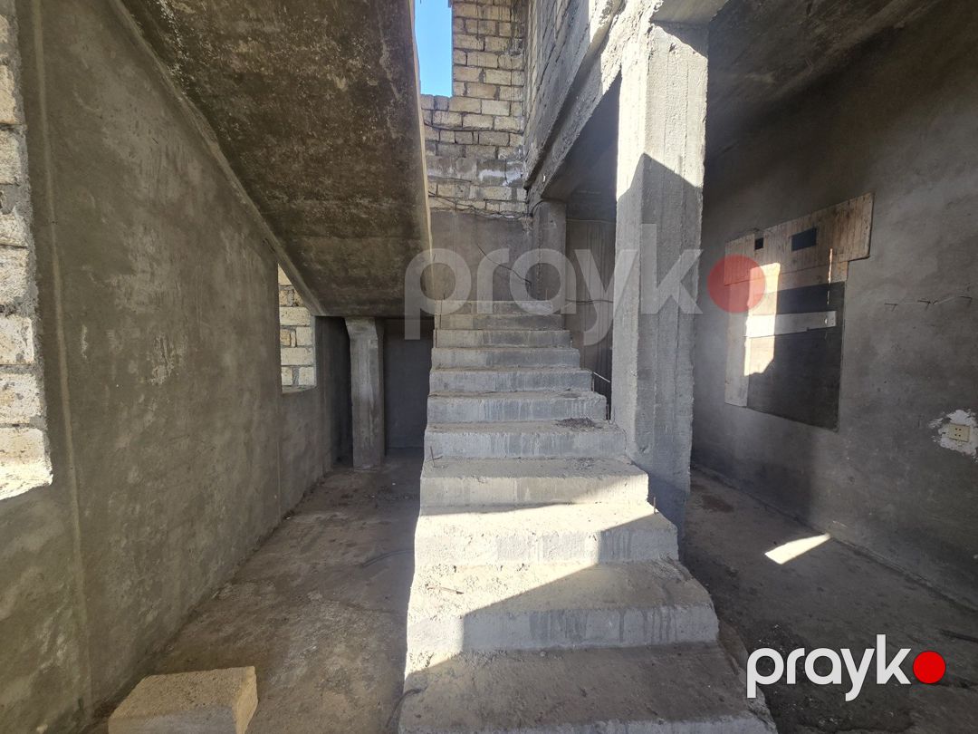 Satılır 5 otaqlı həyət evi/bağ evi 300 m² — Ev, villa, Bakı (9)