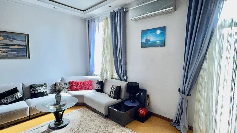 Satılır 4 otaqlı Mənzil Köhnə tikili 120 m² Bakı, Səbail r., 28 May m — Mənzil, Bakı (3)