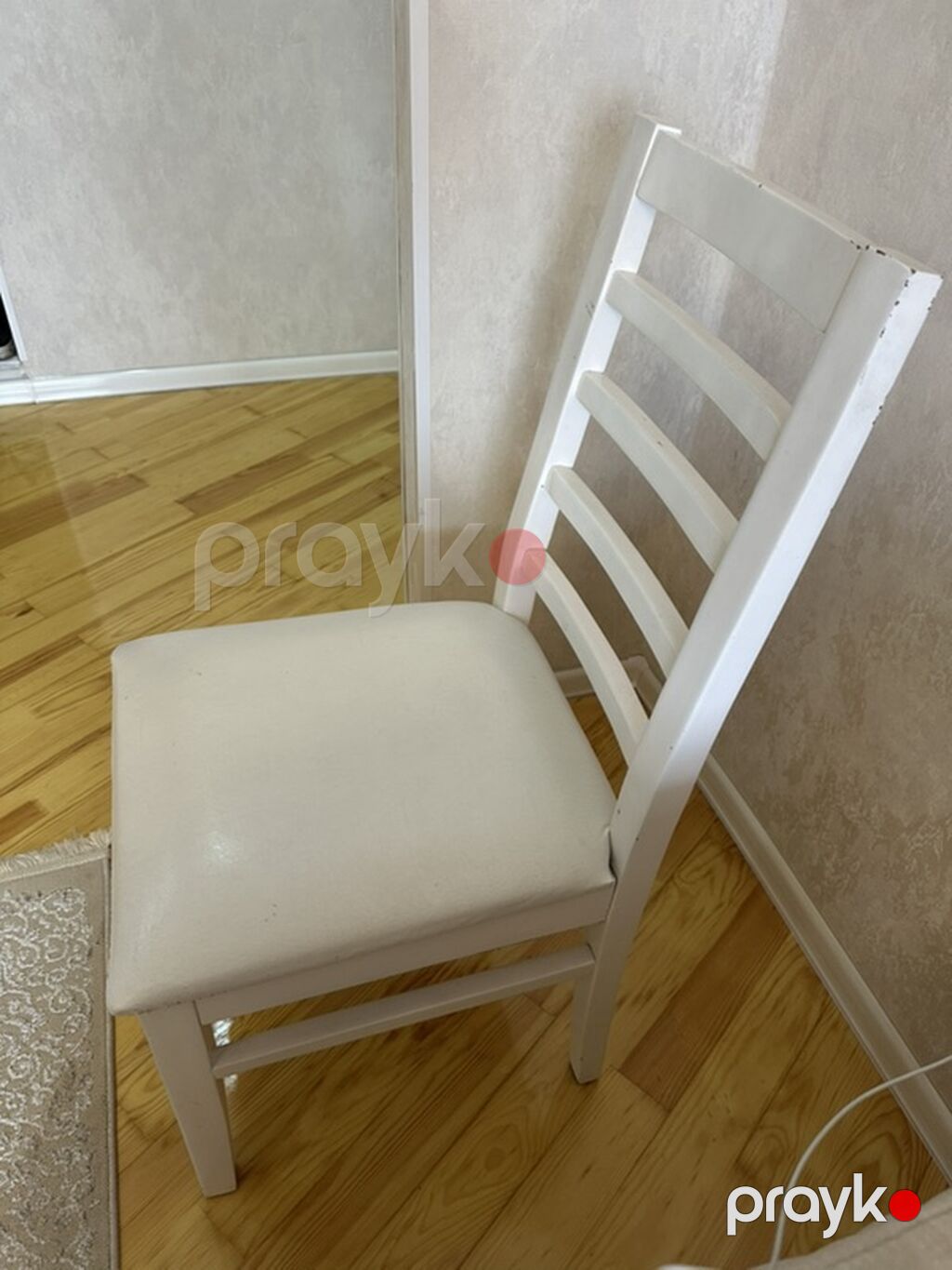 Ağ rəngdə taxta yemək otağı/kafel stulu - Material: massiv taxta — Stullar, Masazır (4)