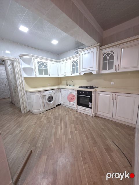 Satılır 3 otaqlı köhnə tikili 74.3 m² — Bakı