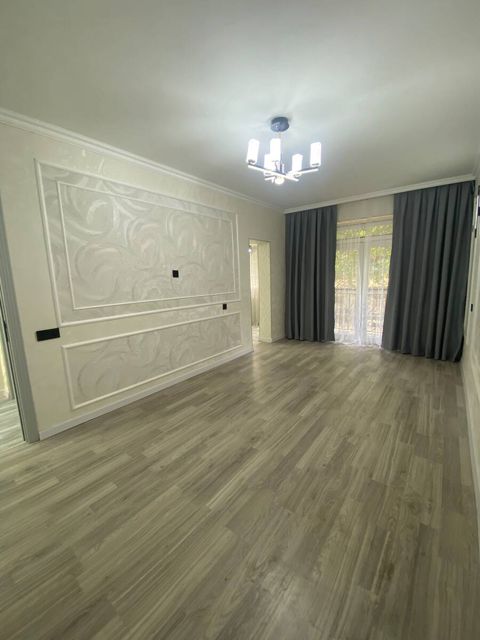 Satılır 3 otaqlı köhnə tikili 70 m² — Bakı