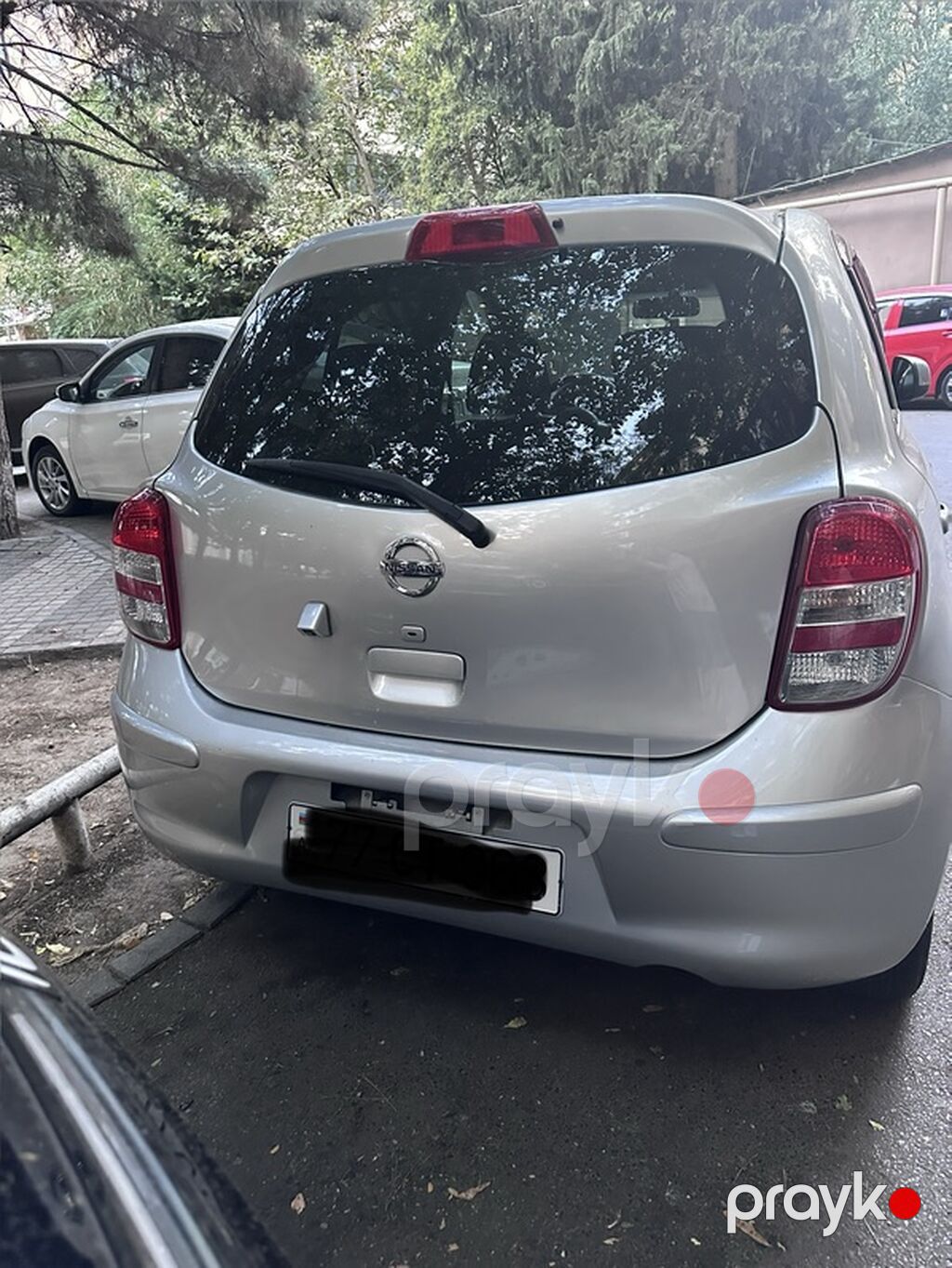 Nissan Micra (gümüşü rəng), 5 qapılı həcmli hetçbek. Xüsusiyyətlər — Avtomobillər, Bakı (2)